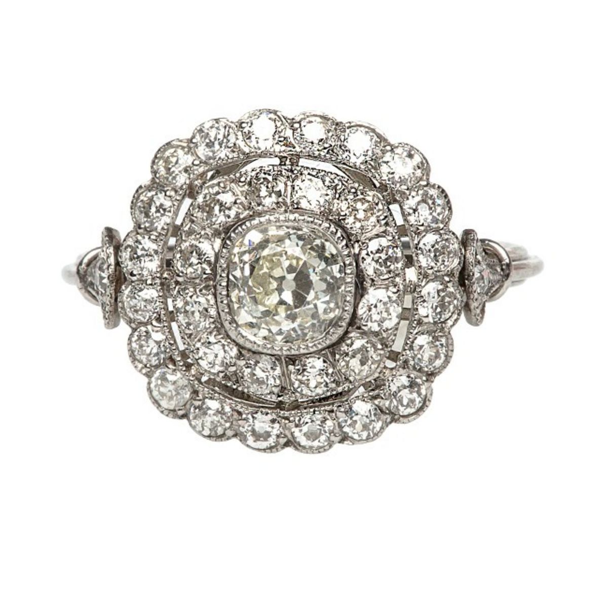 La imagen puede contener accesorios de joyería de diamantes, accesorios y piedras preciosas.