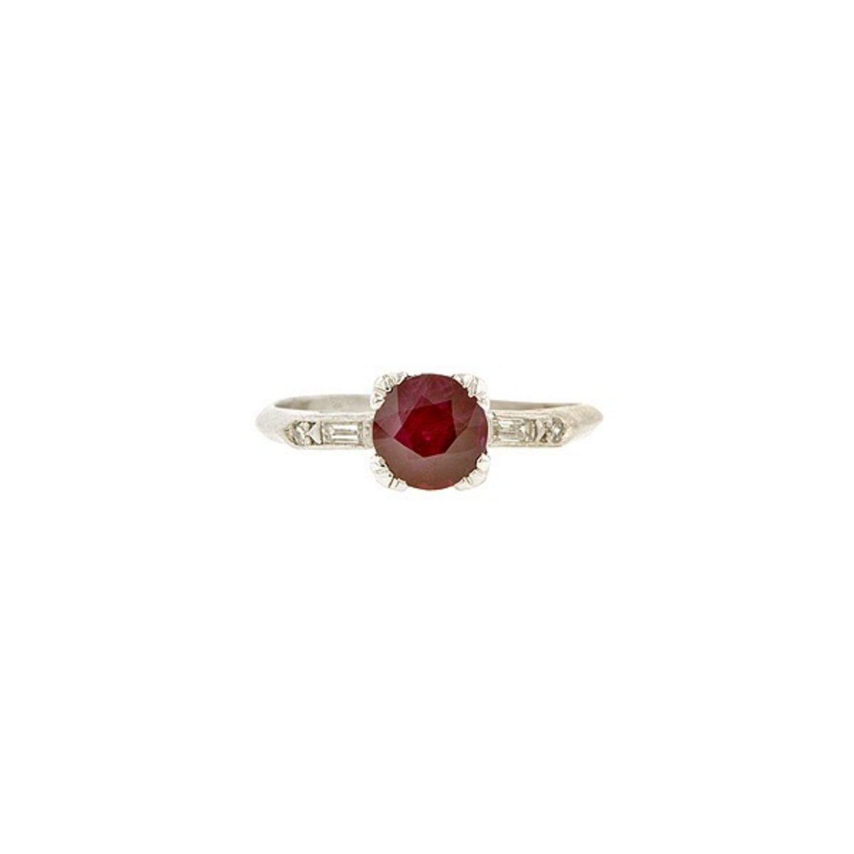 Bild kann Zubehör Zubehör Schmuck und Ring enthalten