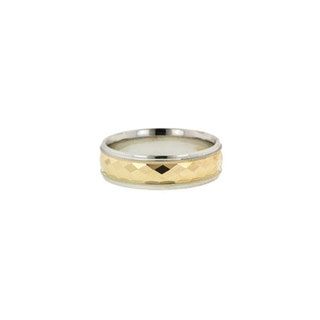 La imagen puede contener accesorios, accesorios, joyería, anillo y plata